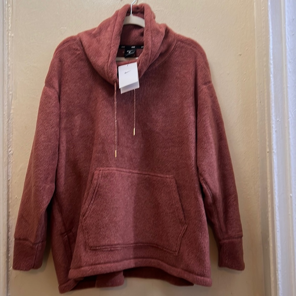 NWOT Nike Women's Fleece Pull Over